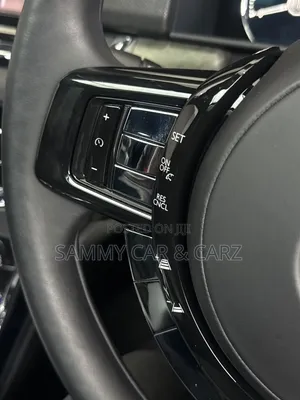 Rolls-Royce Cullinan Base 2019 White