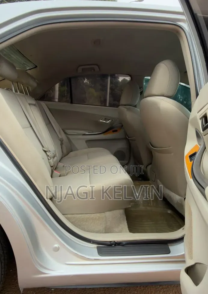 Toyota Premio 2009 Silver
