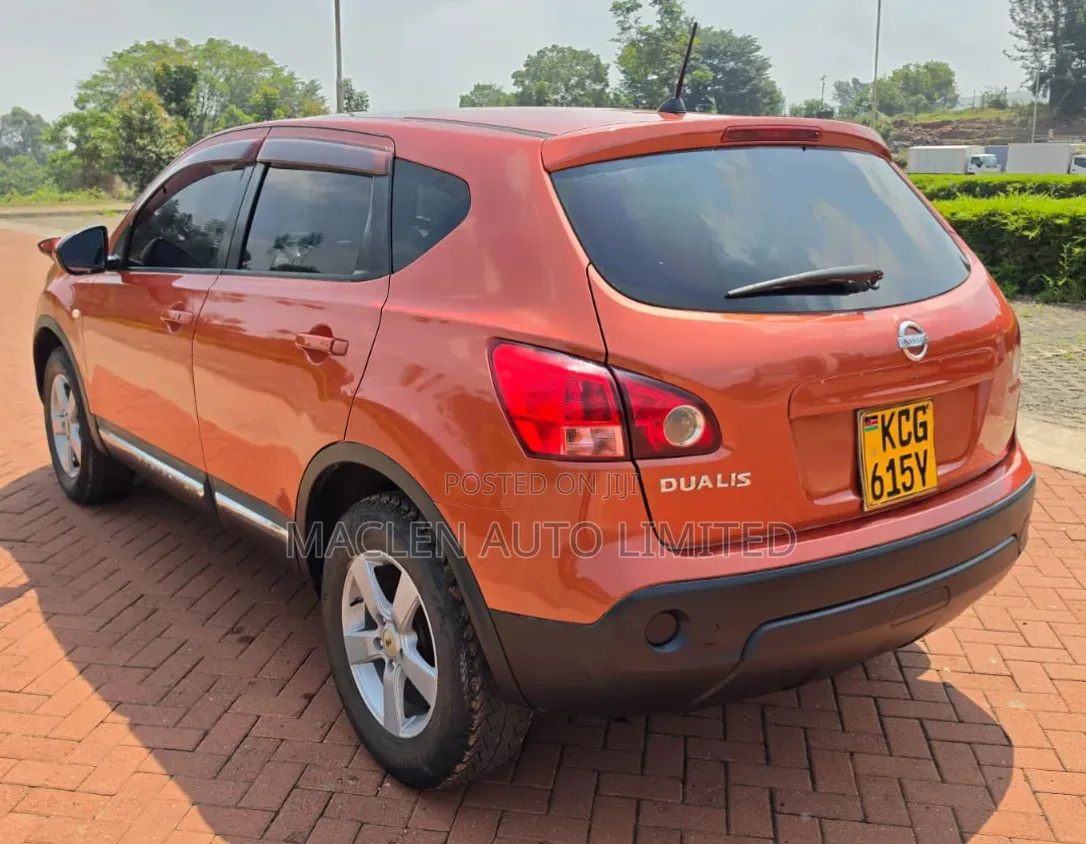Nissan Dualis 2009 Orange