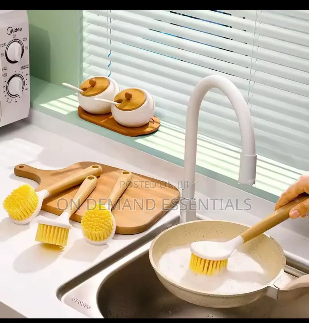Bamboo Handle Multipurpose Brush