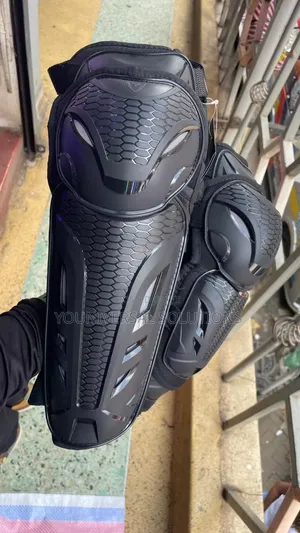 *NEW*: *MotoSLG Motowolf Replica *Knee and Hand Guard Set*