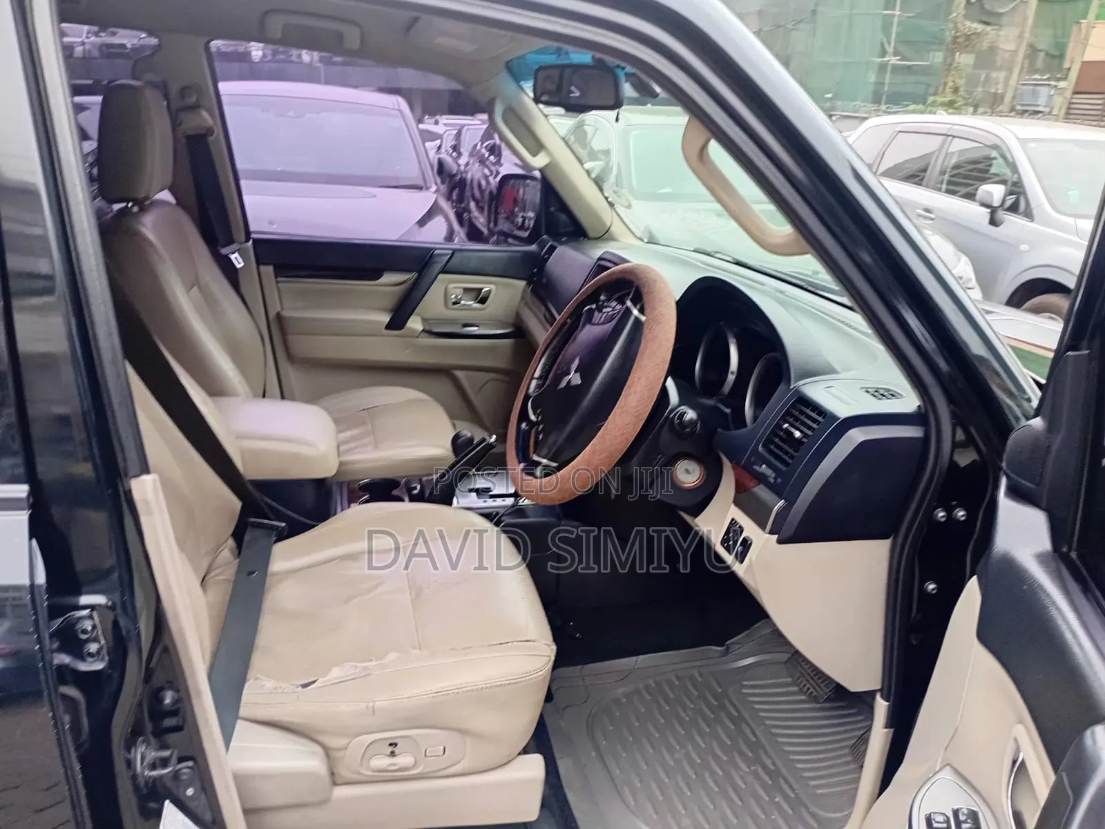 Mitsubishi Pajero 2011 Black