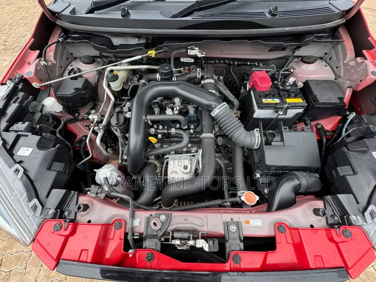 Daihatsu Rocky 2019 Red