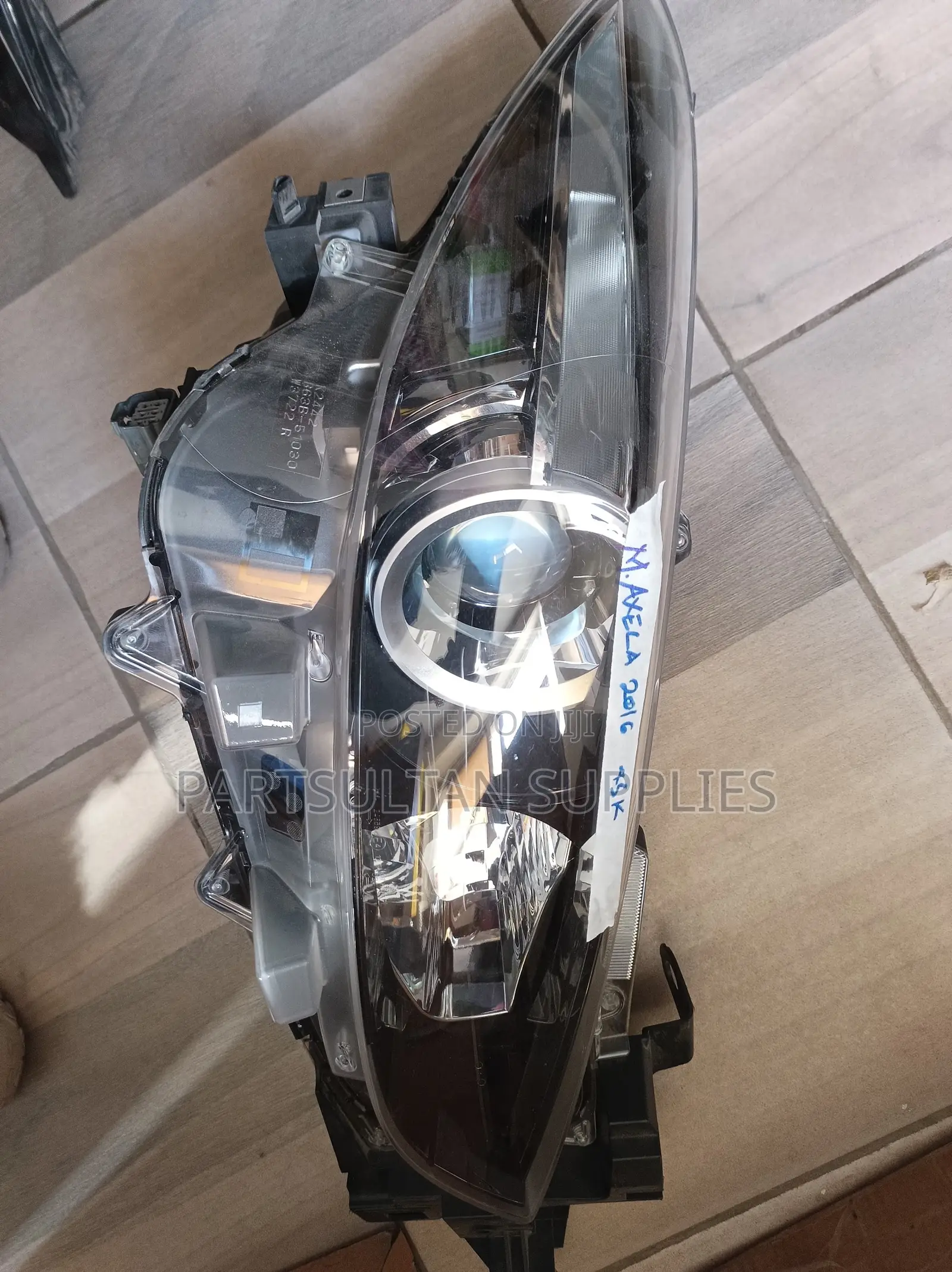 RHS Mazda Axela 2016 Headlight