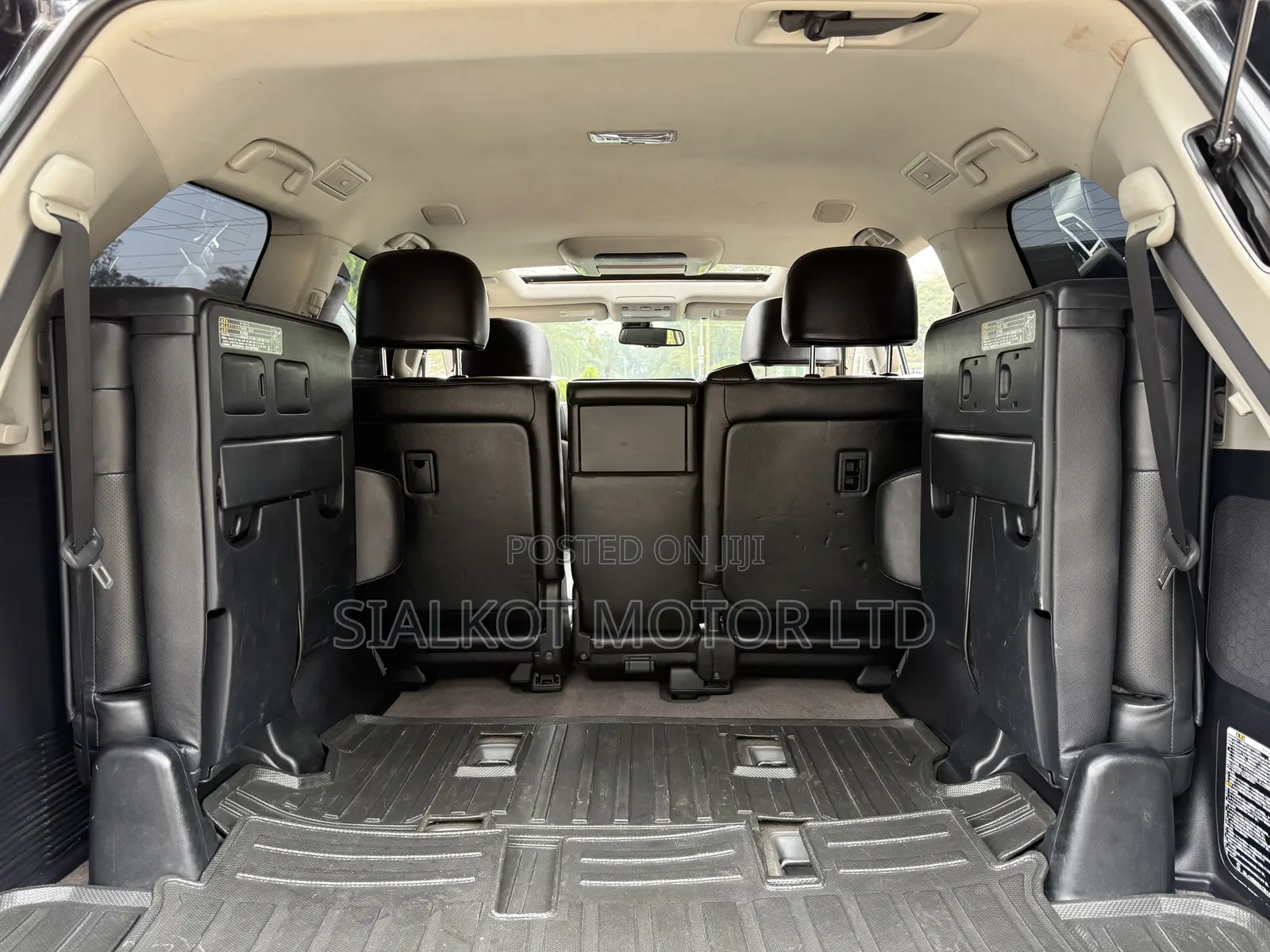 Toyota Land Cruiser 5.7 V8 2012 Black