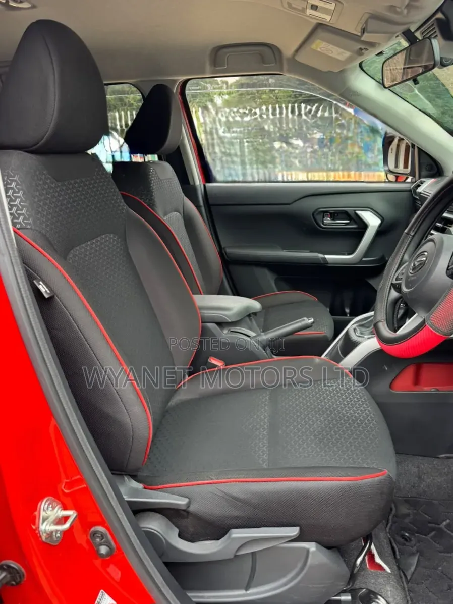 Daihatsu Rocky 2019 Red