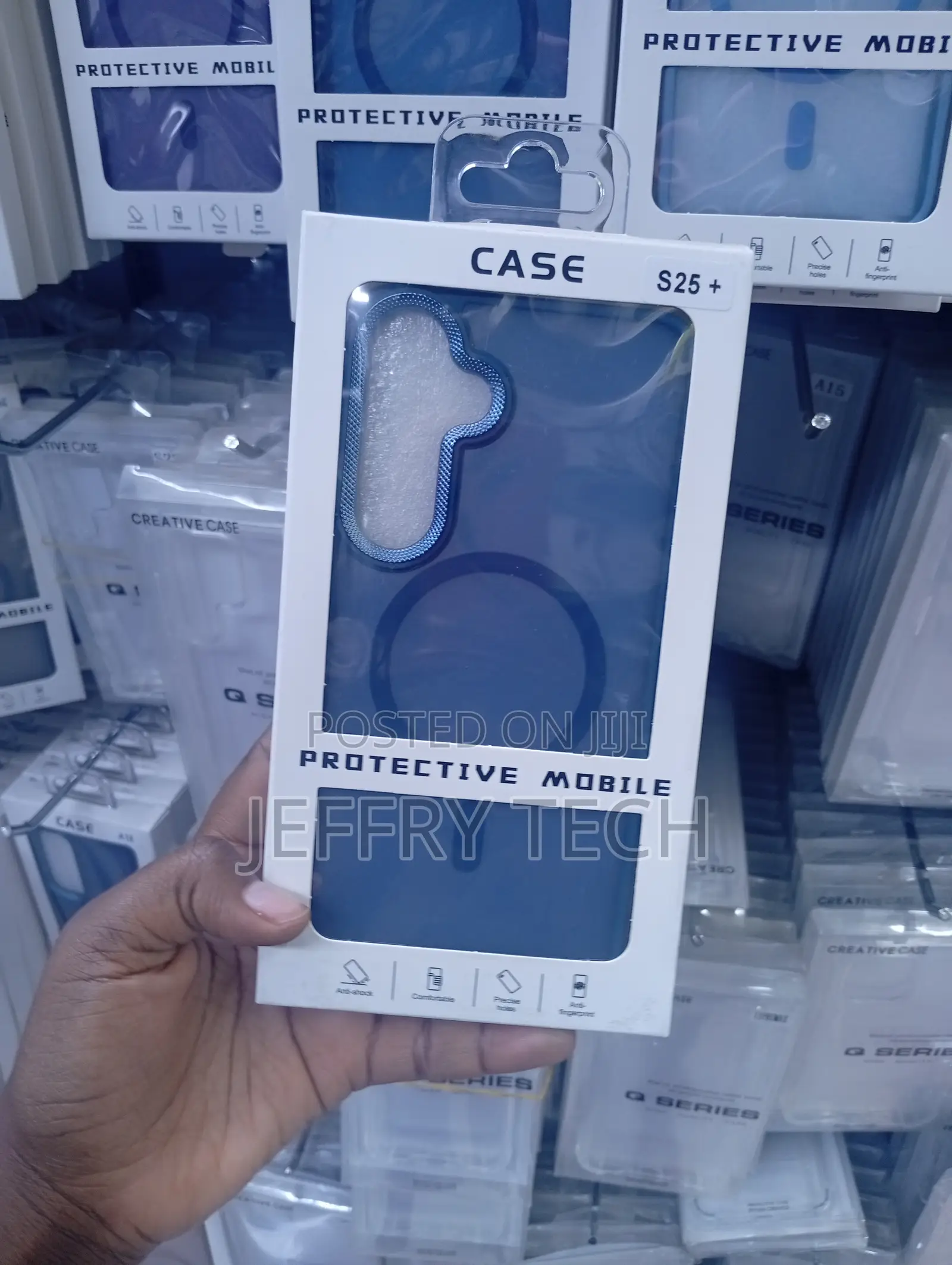 Samsung Galaxy S25+ Features a Magnetic Ring Case
