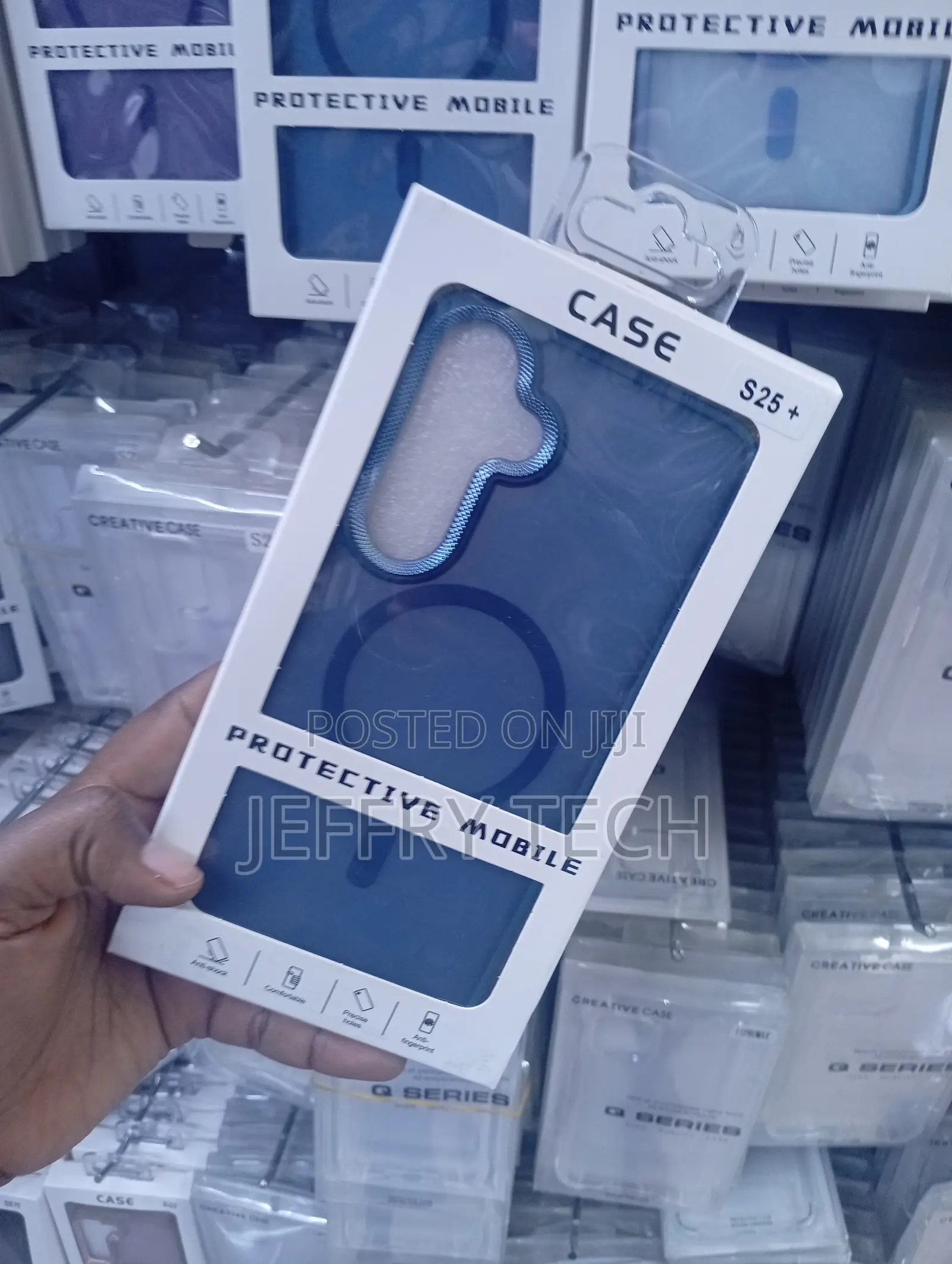 Samsung Galaxy S25+ Features a Magnetic Ring Case