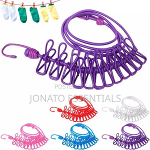 Portable Stretching Clothesline With 12 Pegs