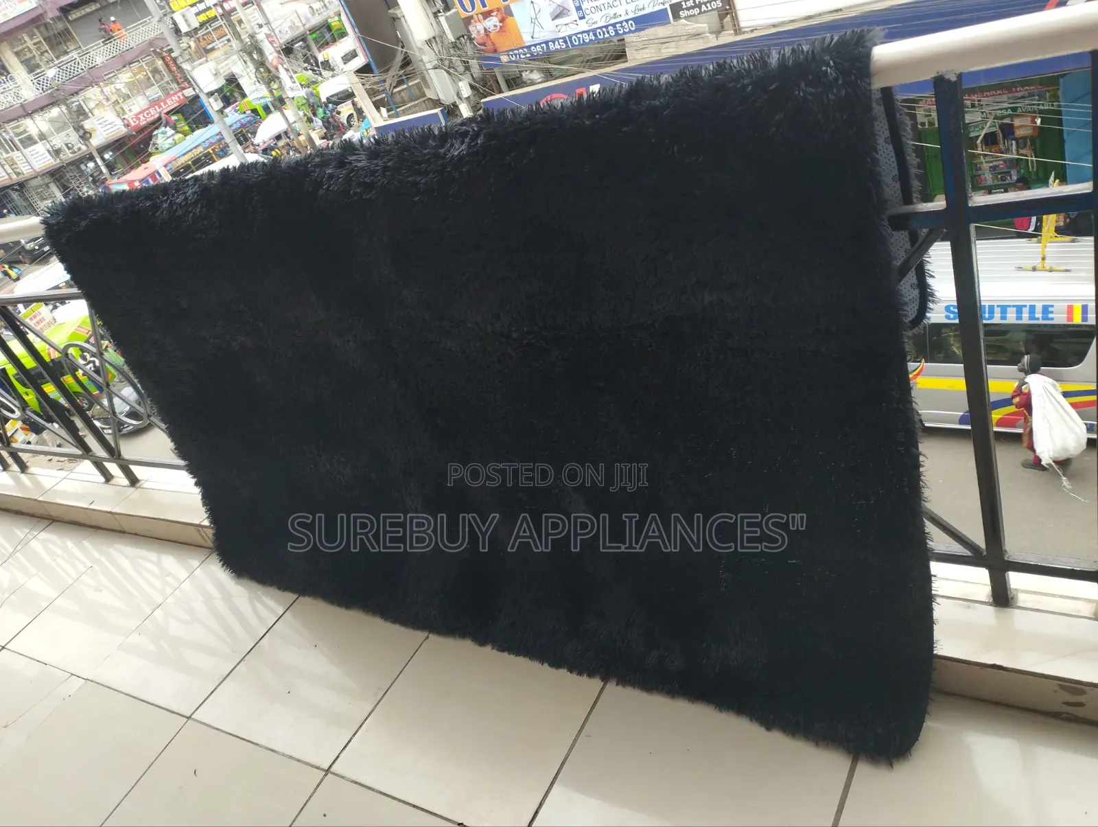 5×8 Size Non-Patched Fluffy Carpet