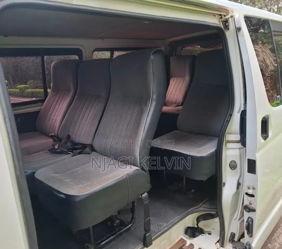 Toyota HiAce 2014 White