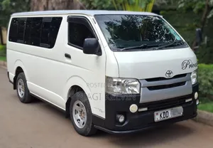 Toyota HiAce 2014 White