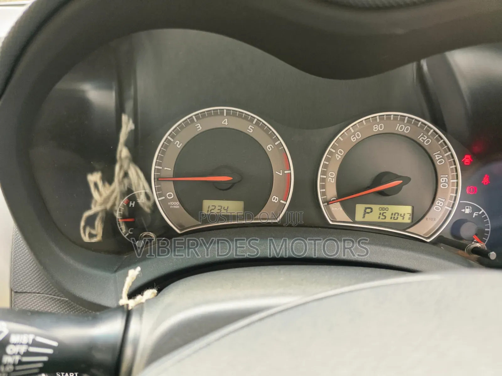 Toyota Auris 2010 Silver