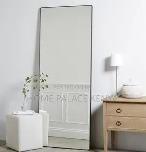 Dressing Mirror: Aluminium Alloy Linear Display Profile Mirror