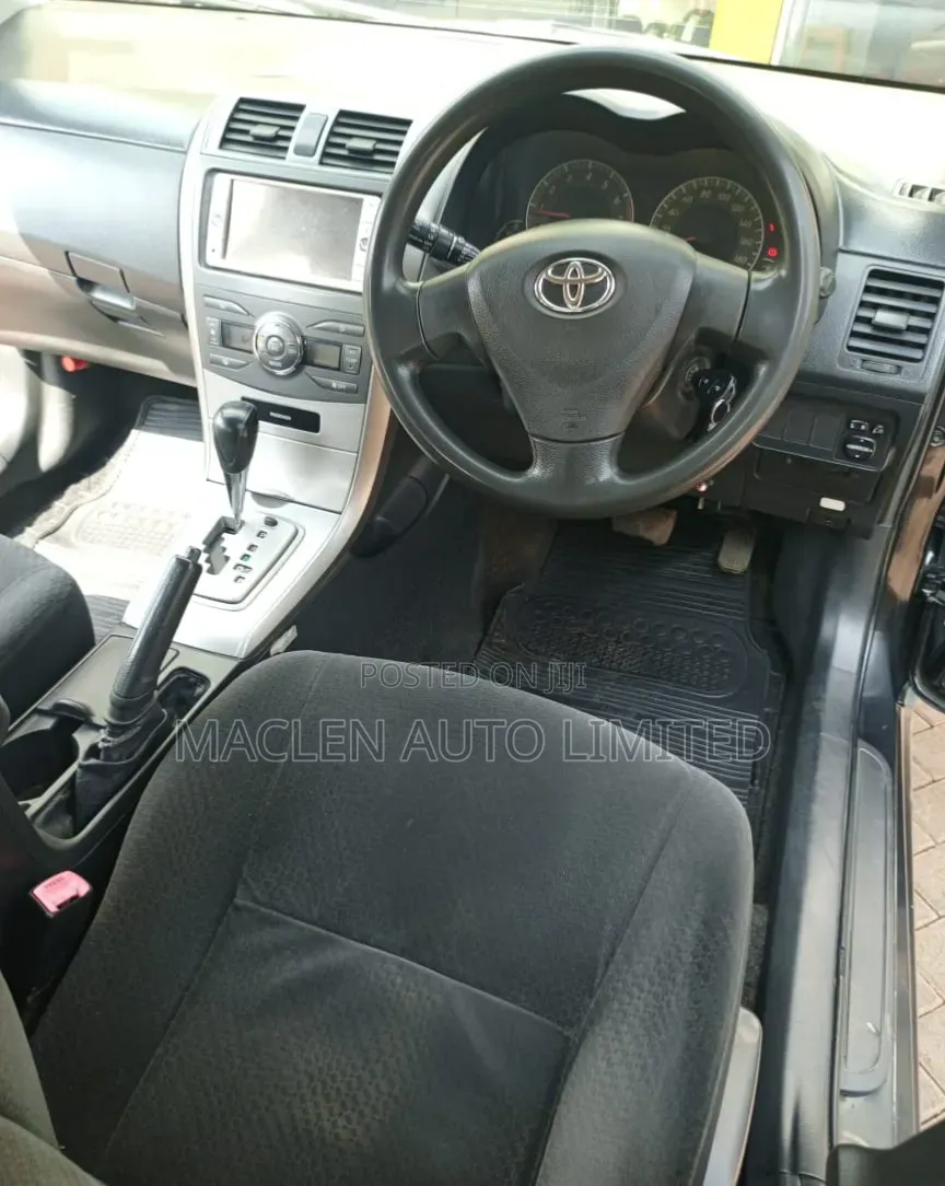 Toyota Corolla Fielder 2010 Black