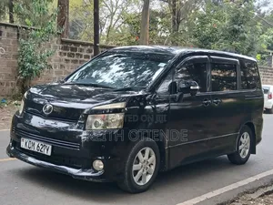 Toyota Voxy 2010 Black