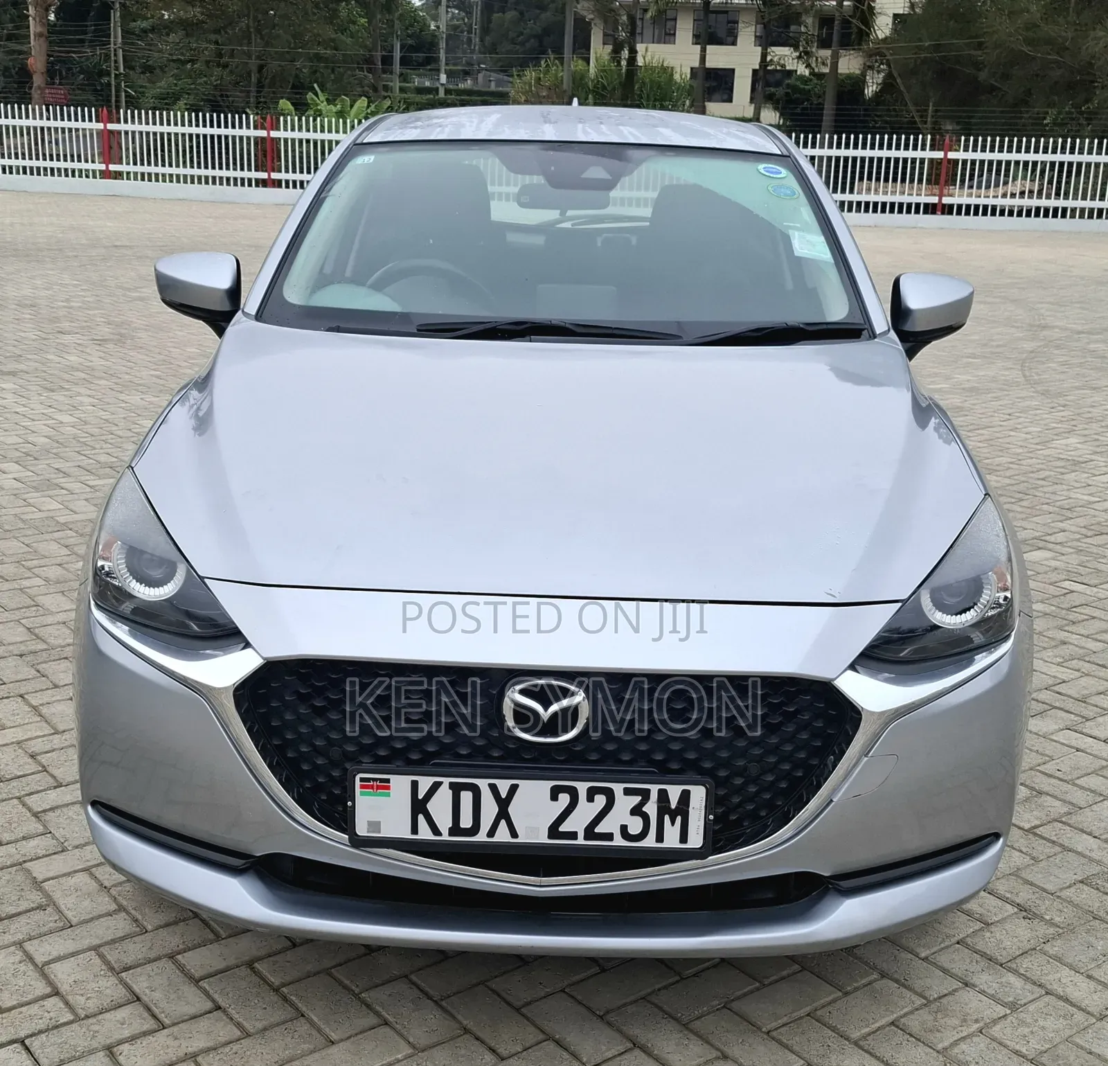 Mazda 2 2019 Silver