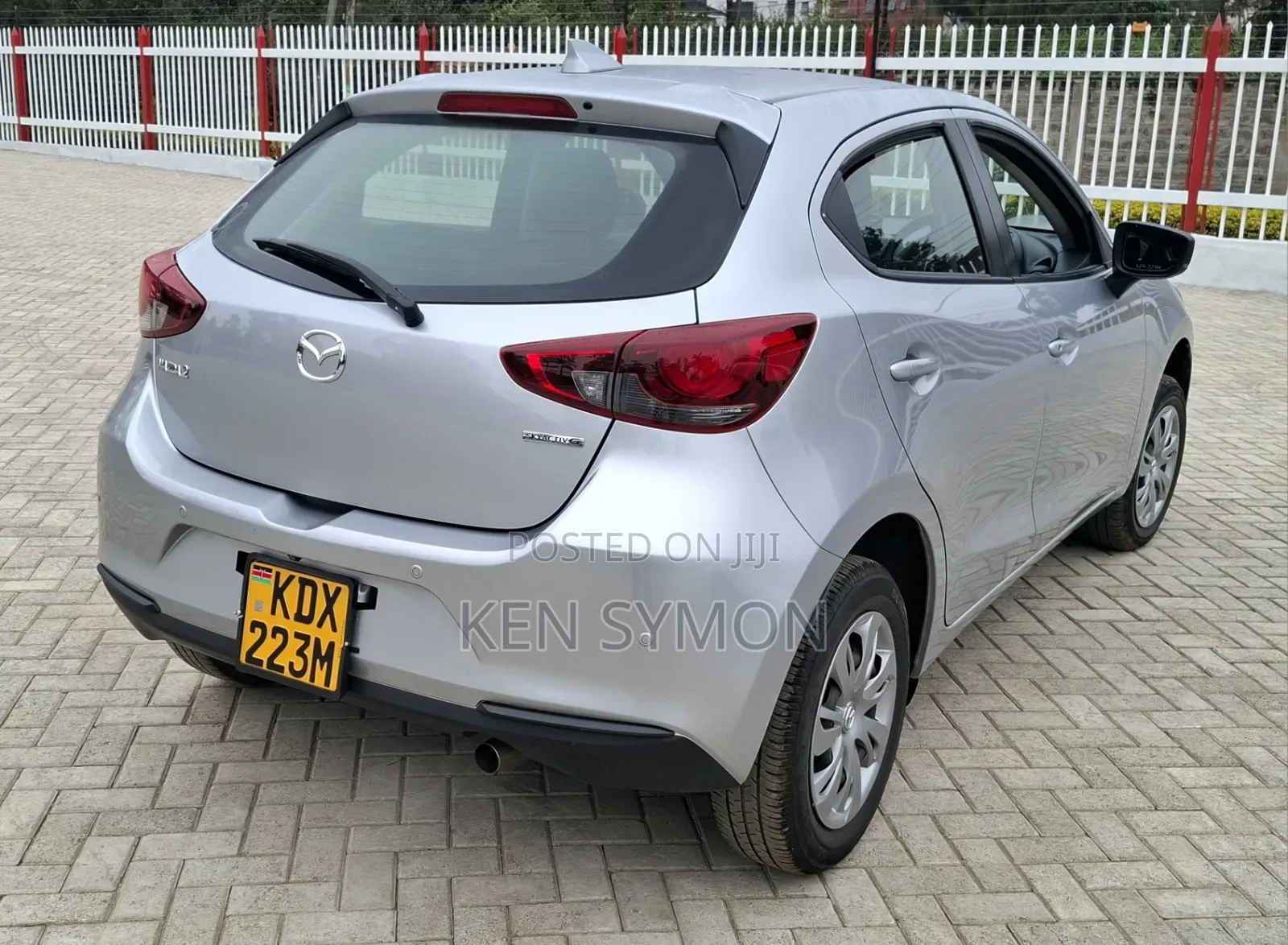 Mazda 2 2019 Silver