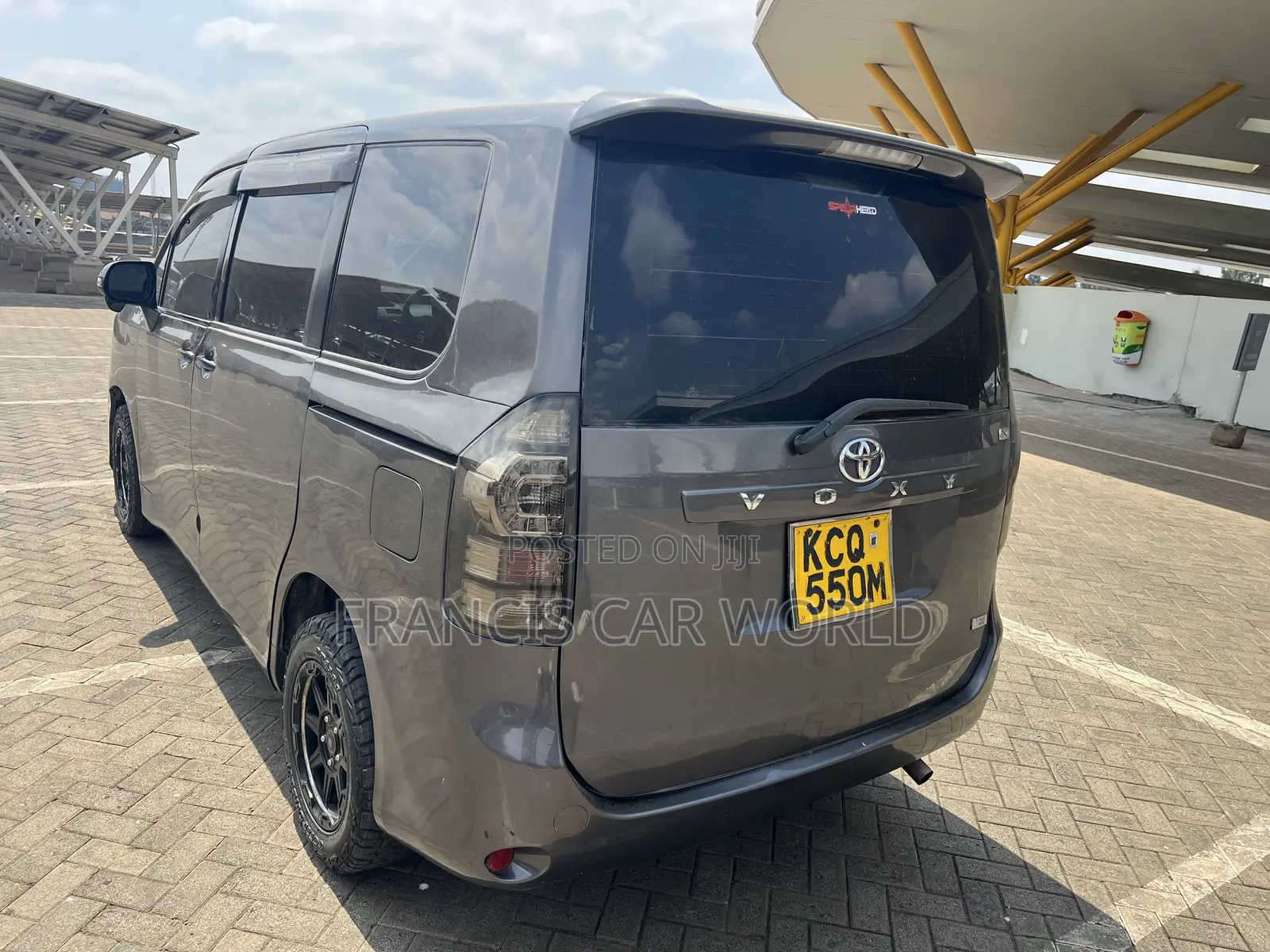 Toyota Voxy 2012 Gray