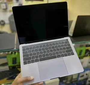 Laptop Apple MacBook Pro 2019 16GB Intel Core i5 SSD 256GB
