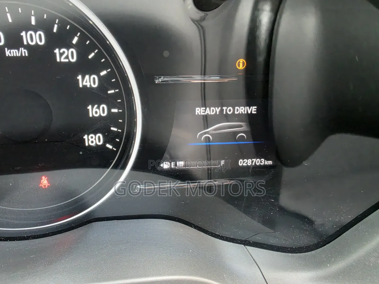 Toyota Noah 2019 Silver