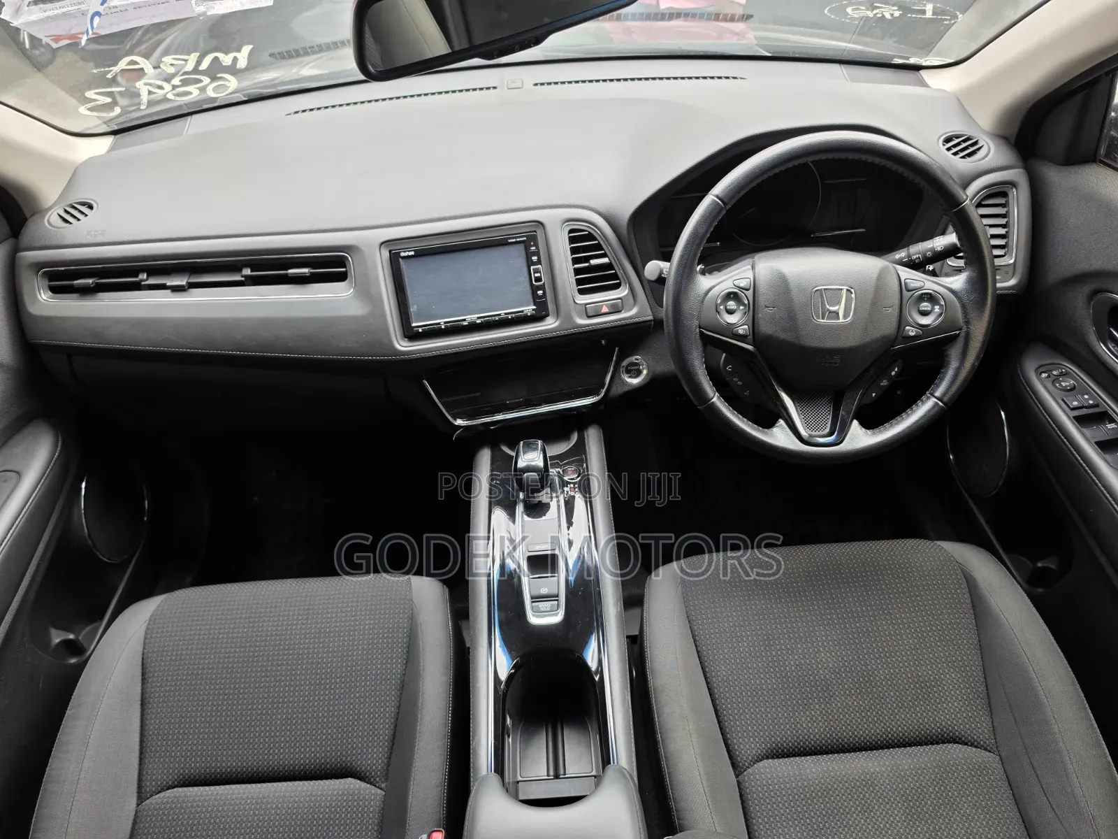 Toyota Noah 2019 Silver