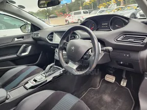 Peugeot 308 2019 Blue