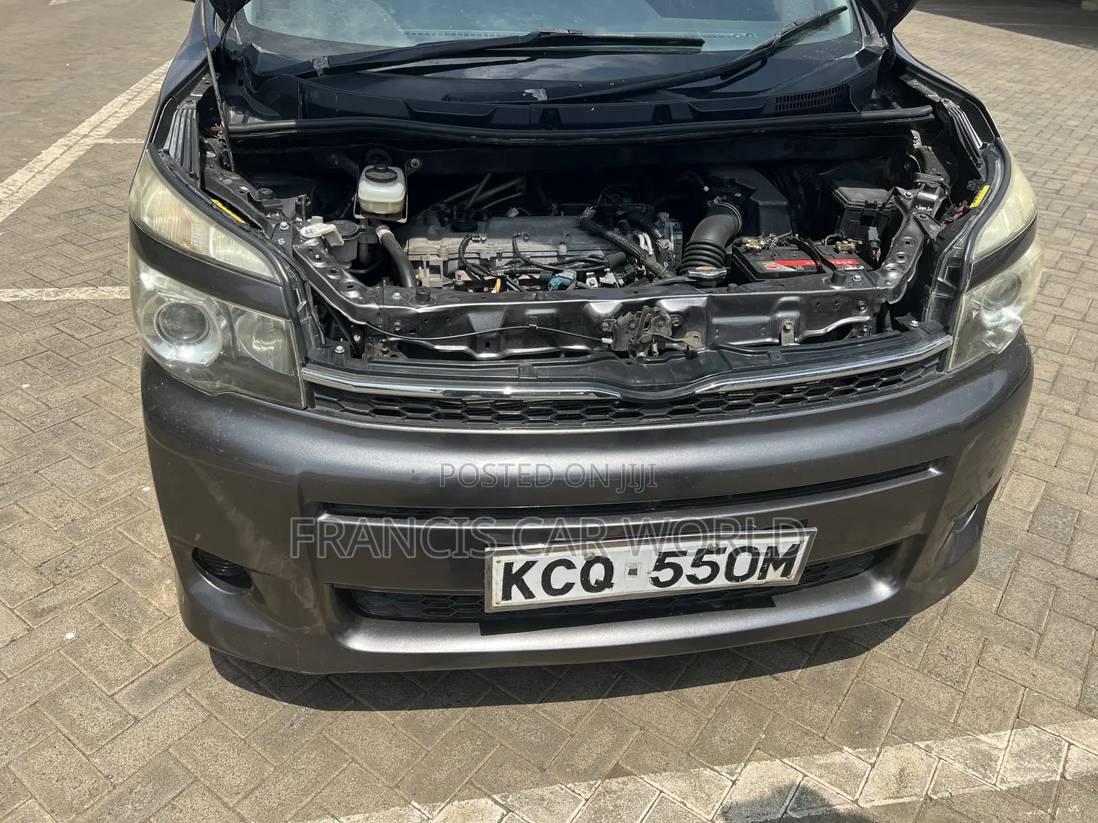 Toyota Voxy 2012 Gray