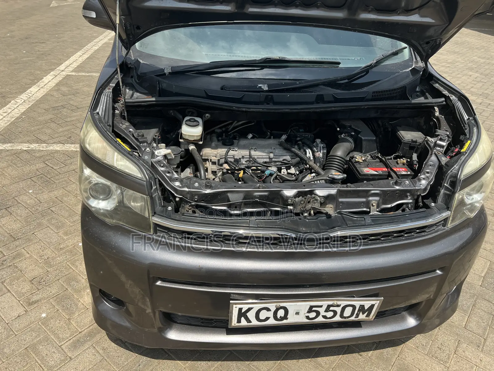 Toyota Voxy 2012 Gray