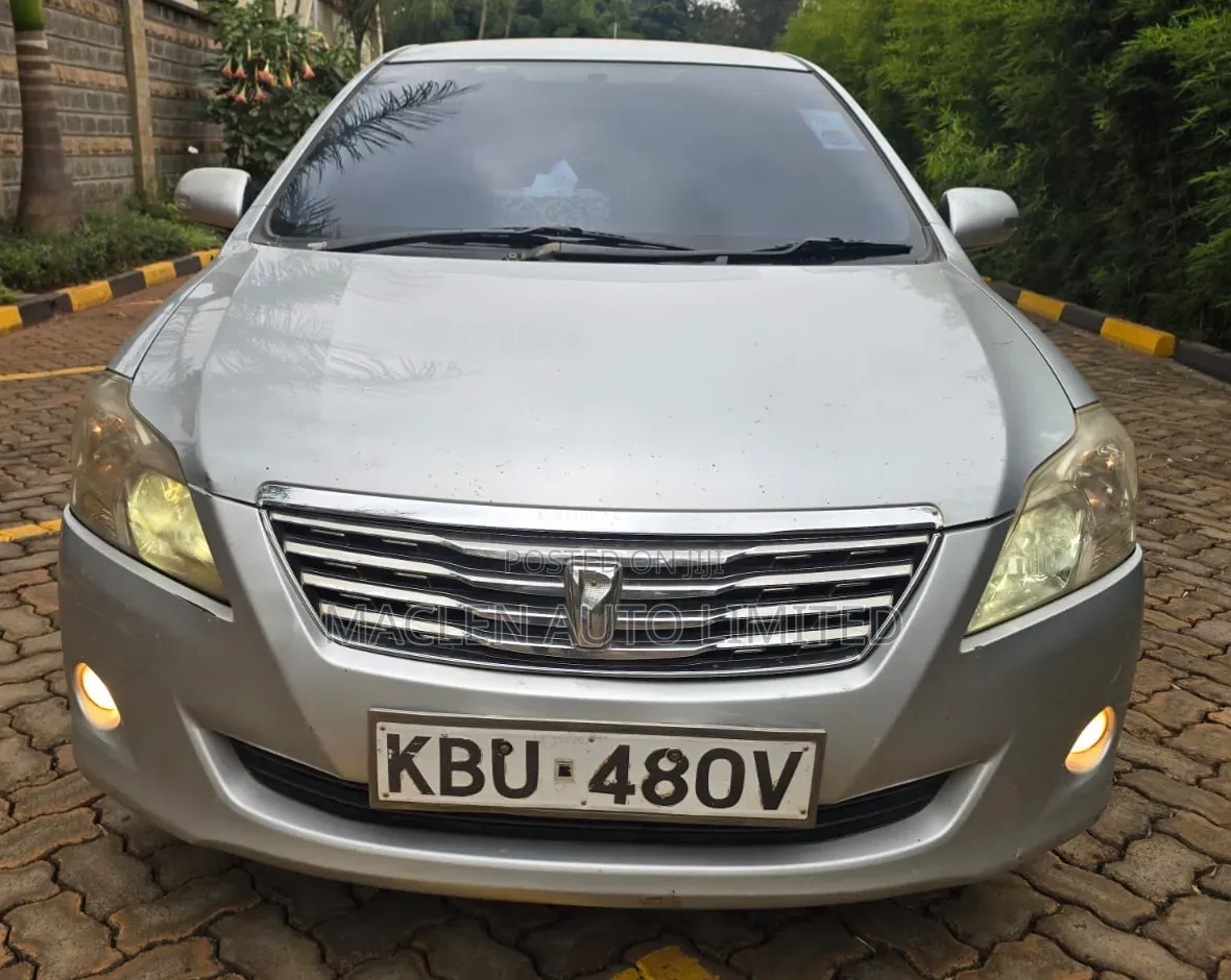 Toyota Premio 2010 Silver