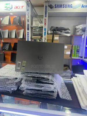 Laptop Dell Precision 5560 16GB Intel Core i7 SSD 512GB