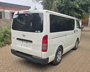 Toyota HiAce 2020 White
