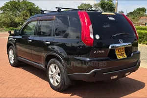Nissan X-Trail 2012 Black