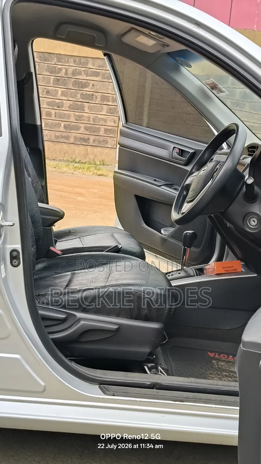 Toyota Corolla Fielder 2017 Silver