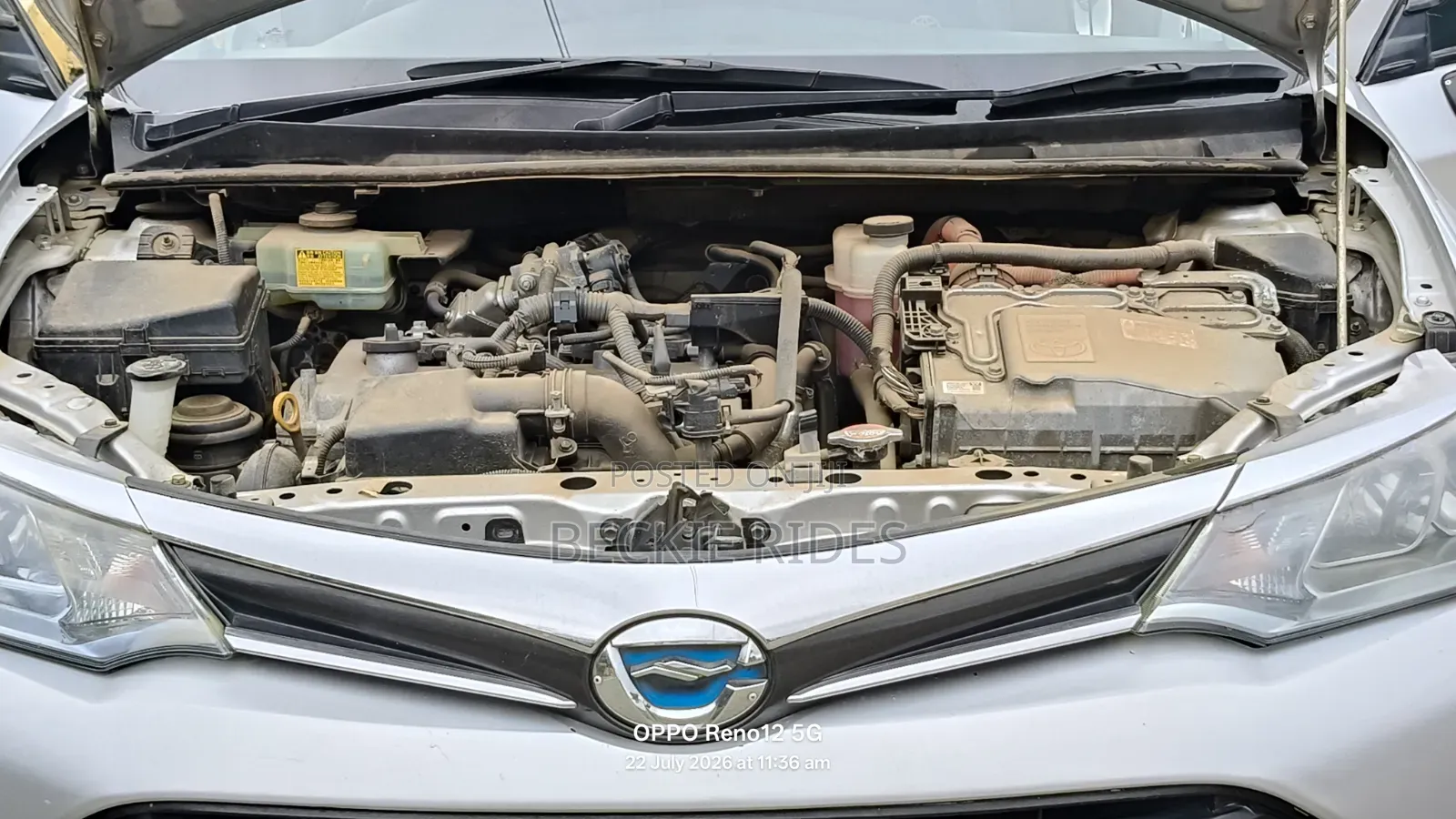 Toyota Corolla Fielder 2017 Silver