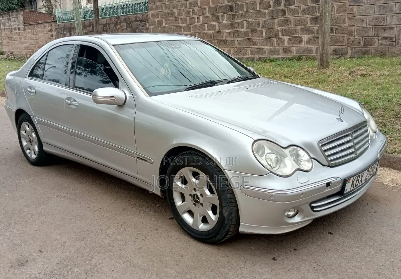 Mercedes-Benz C180 2007 Silver