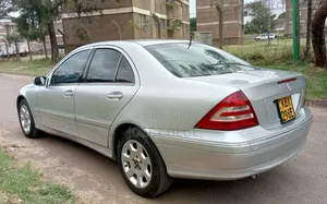 Mercedes-Benz C180 2007 Silver
