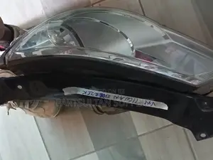 Toyota Spade Ncp145 4582 Headlight