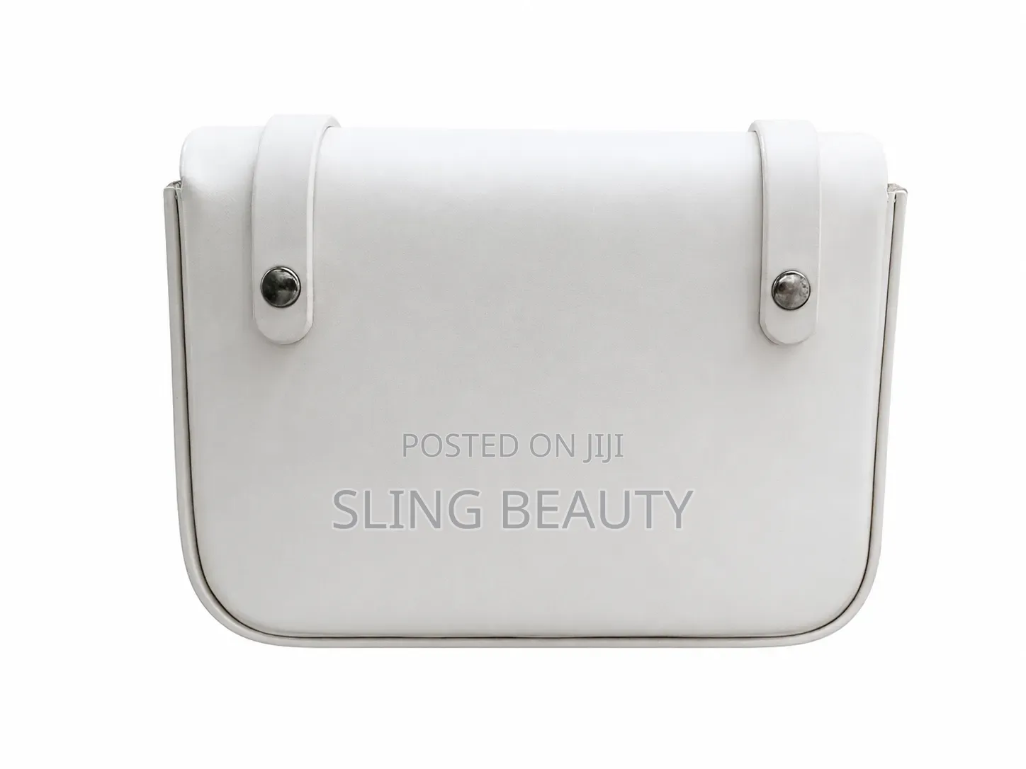 White Minimalist Crossbody Bag – Elegant Stylish