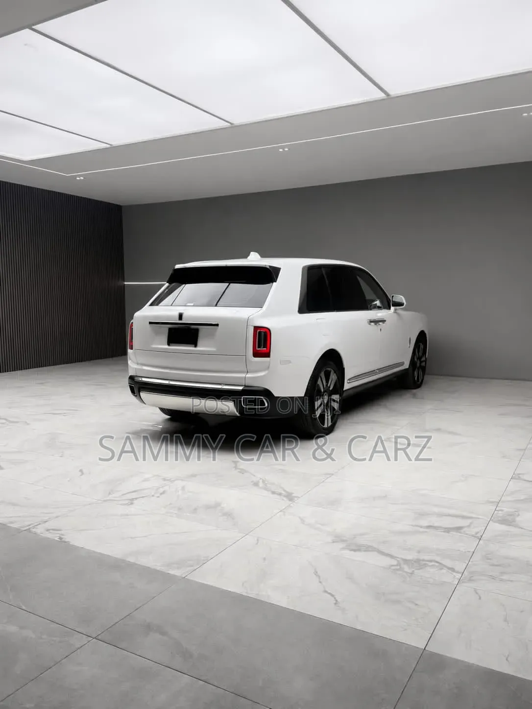 Rolls-Royce Cullinan Base 2019 White