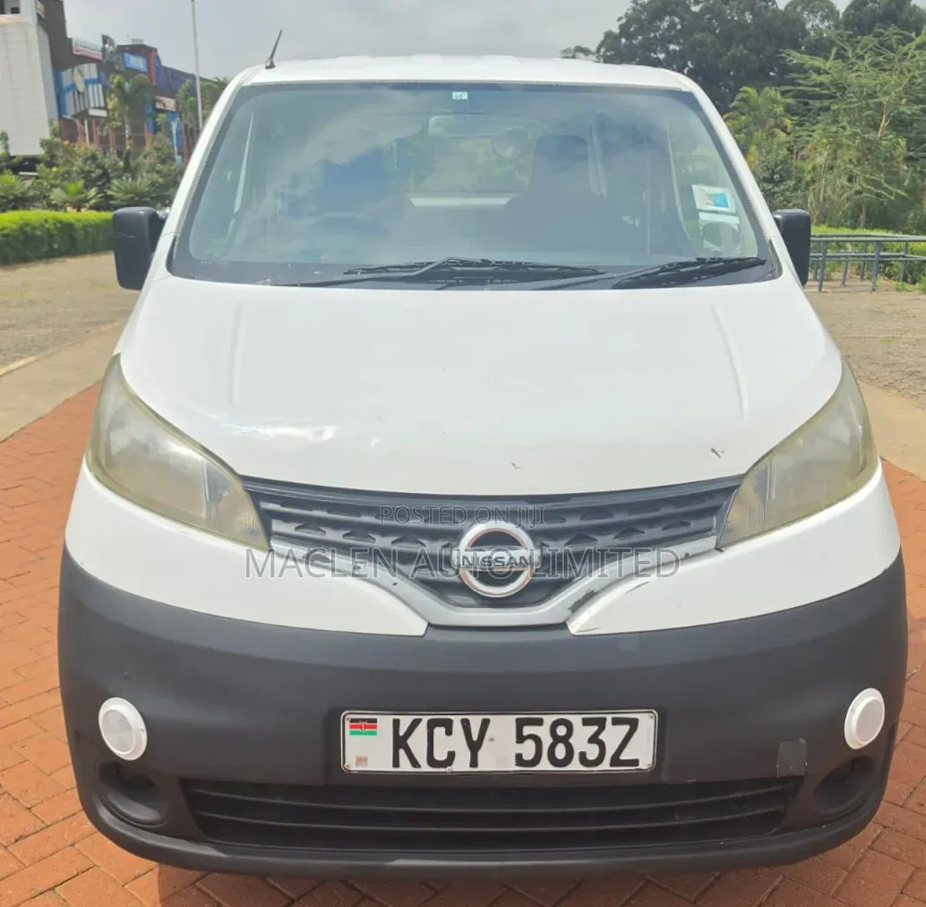 Nissan NV200 2013 White