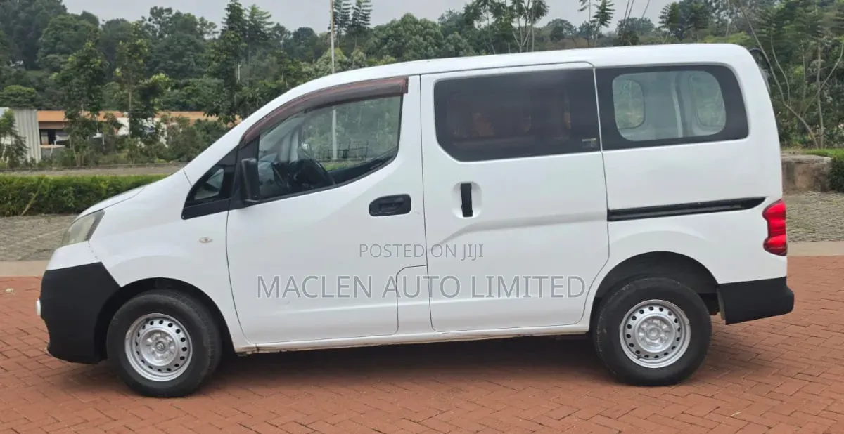 Nissan NV200 2013 White