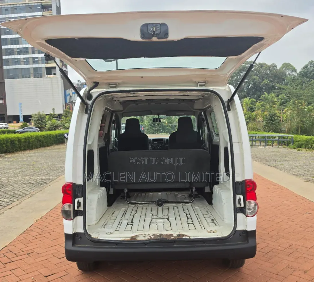 Nissan NV200 2013 White