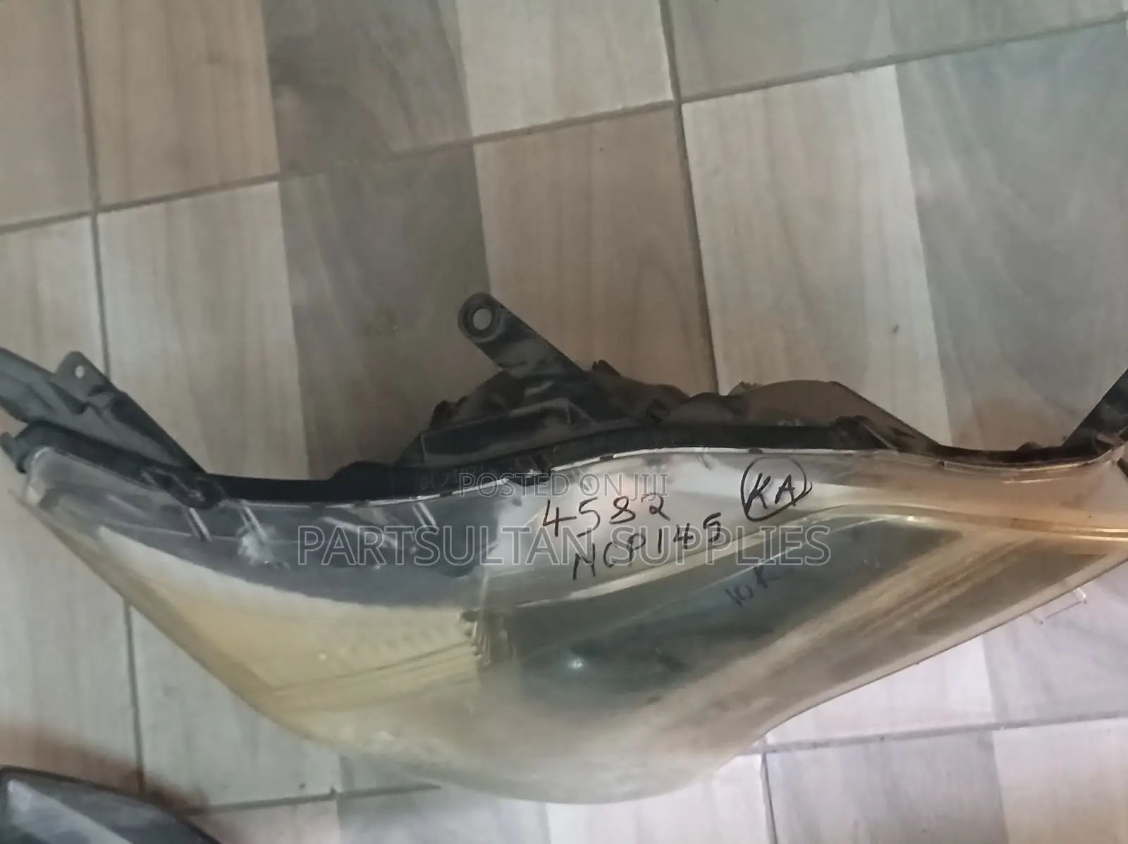 Toyota Spade Ncp145 4582 Headlight