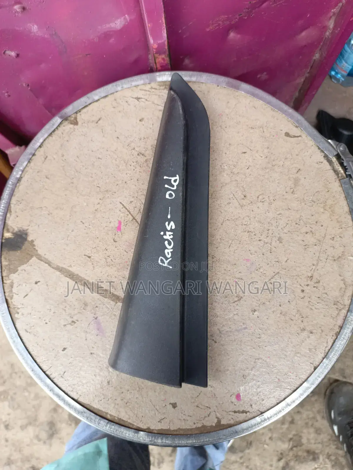 Inner Finisher Cover Ractis Old Model