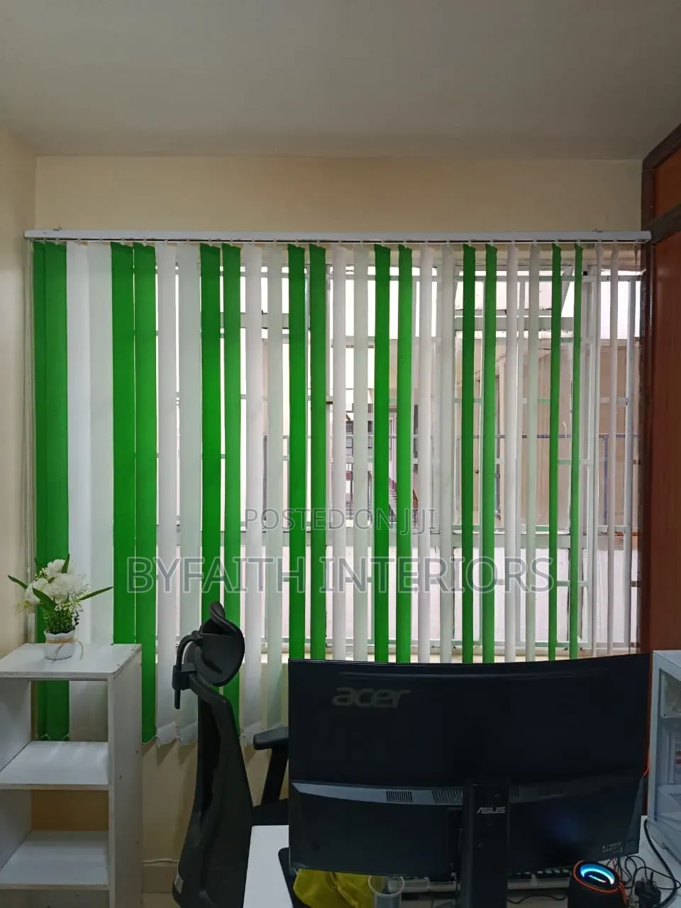 Clean and Smart Installed Office Blinders