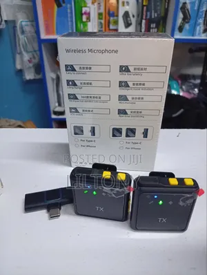 Type C Wireless Microphone With Monitoring Jack