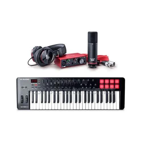 Focusrite Solo Studio 3rd Gen Bundle + Oxygen49 Midi Keyboard - main view