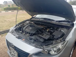 Mazda Axela SV Premium 2014 Beige