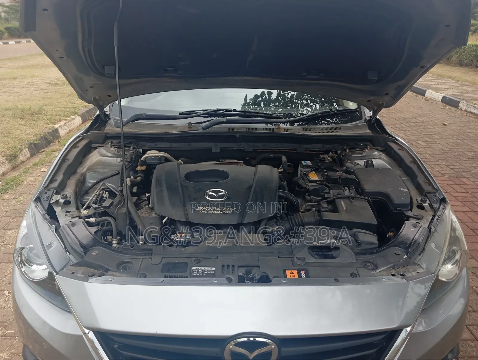 Mazda Axela SV Premium 2014 Beige